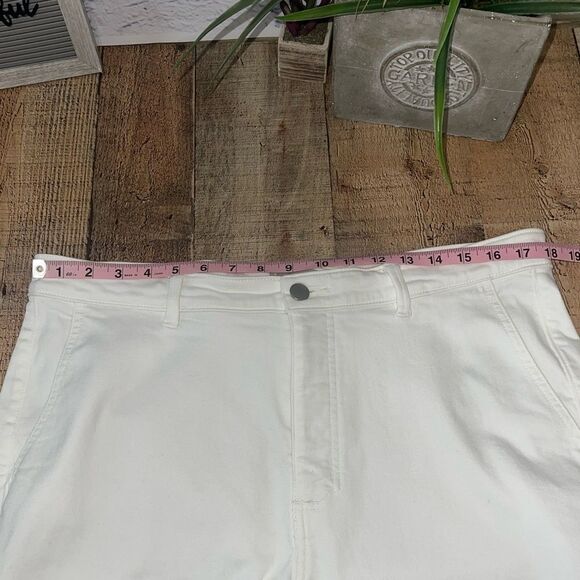 Everlane - The Straight Leg Crop - Picture 9 of 14